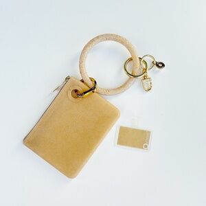 Oventure Mini Pouch Wristlet with Phone Holder - Gold Set - NWOT never used!